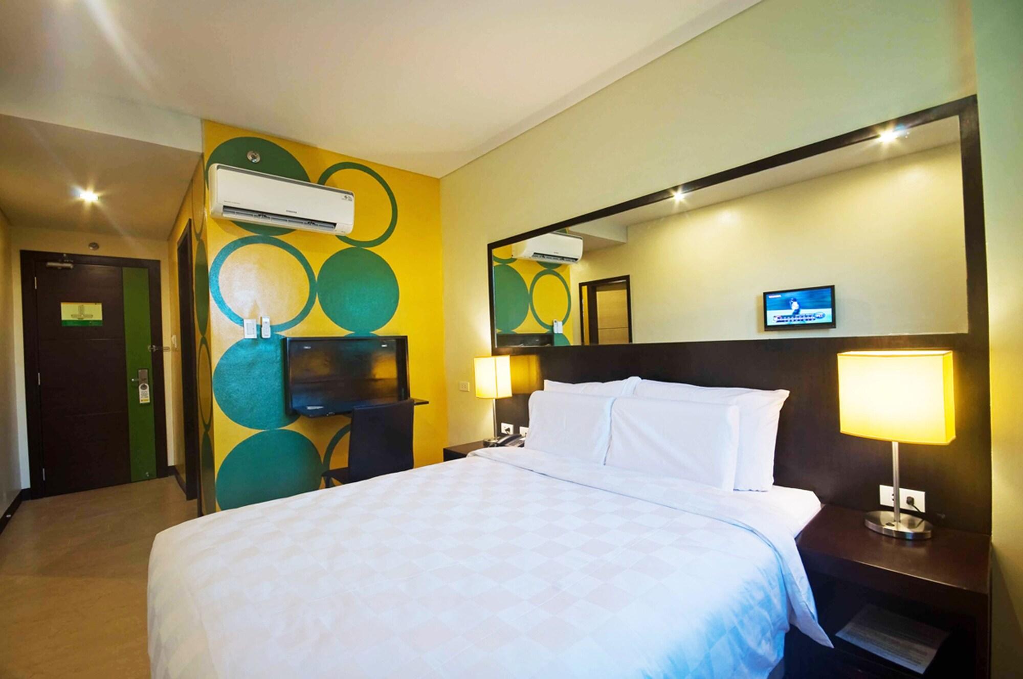 Go Hotels Dumaguete Dumaguete City Buitenkant foto