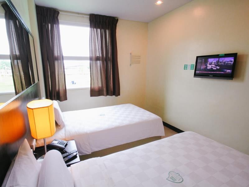 Go Hotels Dumaguete Dumaguete City Buitenkant foto