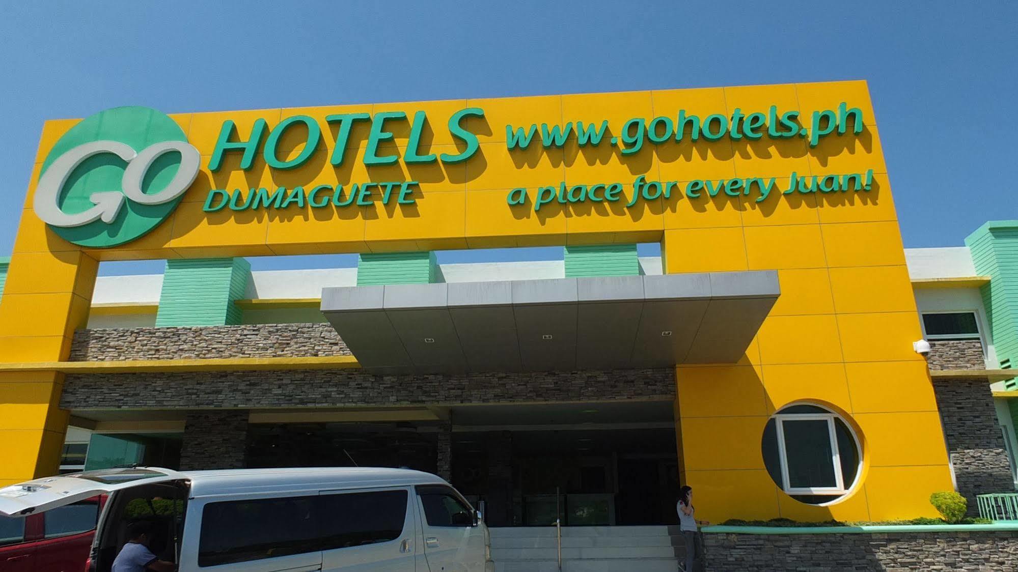 Go Hotels Dumaguete Dumaguete City Buitenkant foto